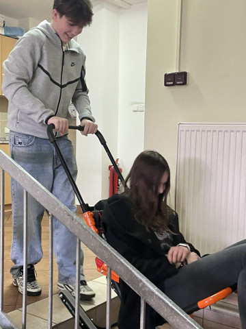 9. C na návštěvě ZZS Pardubického kraje