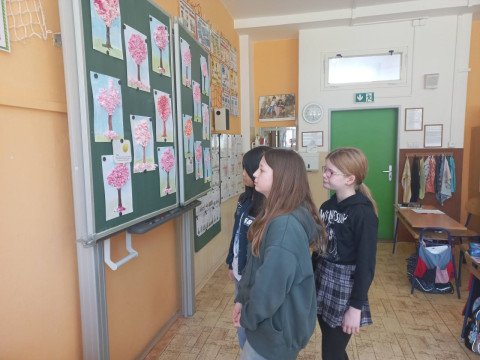 Velikonoční zvyky a tradice - 5. D