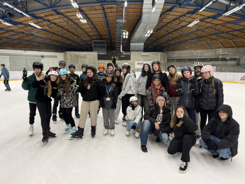 První bruslení této sezóny jsme si opravdu užili a těšíme se na další :)