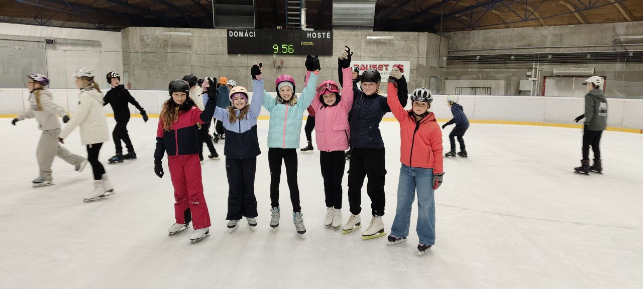 6. A společně na bruslích