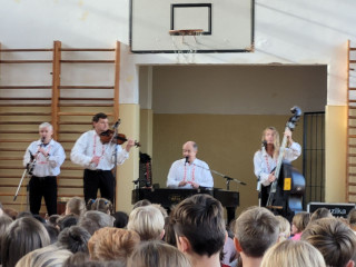 Cimbálová muzika Réva