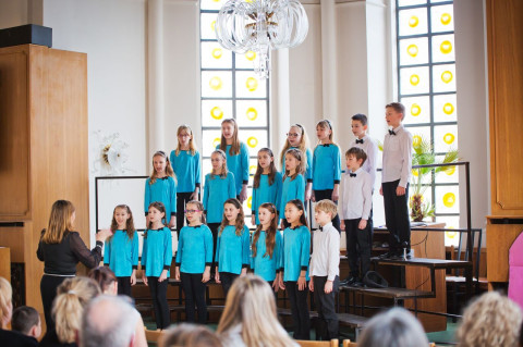 DPS Zpěváčci - 1. A + 3. A Koncertní zájezd do HK