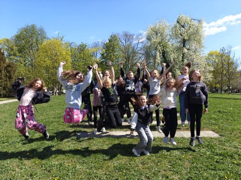 Čtyřlístek 5.A veze ze soutěže zlato a zvláštní cenu poroty